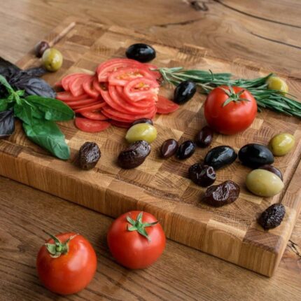 Durable kitchen cutting board - glamorwood