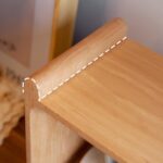 تفاصيل رفوف مطبخ من خشب الزان