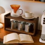 رفوف مطبخ من خشب الجوز