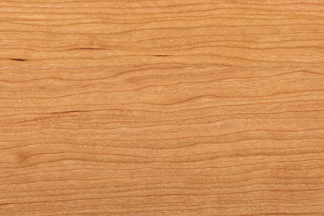 Cherry wood grain and natural reddish-brown color