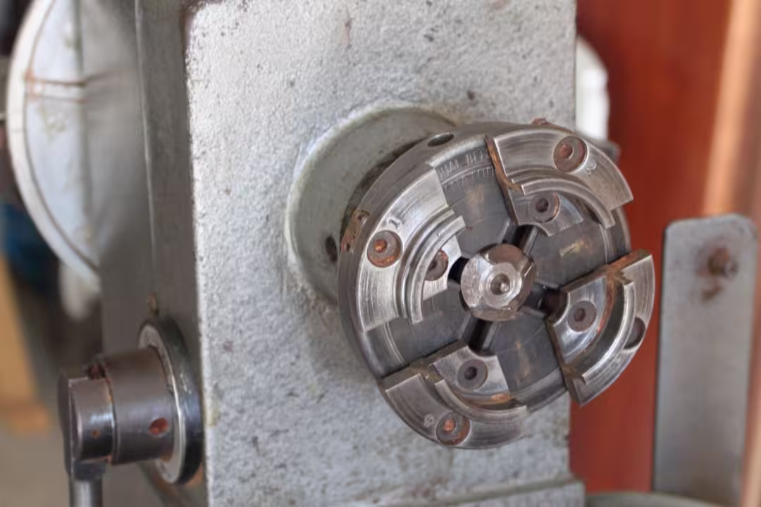 Wood lathe chuck